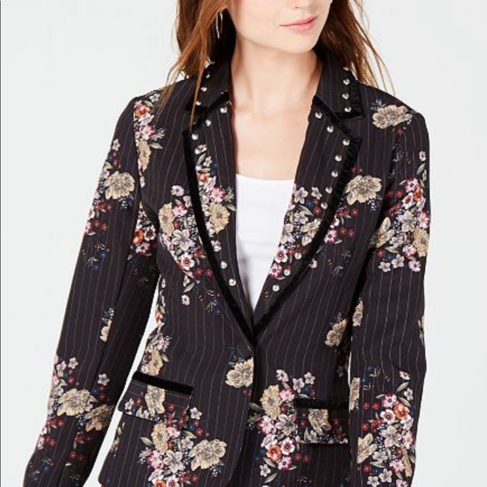 XOXO Juniors Black Floral Blazer